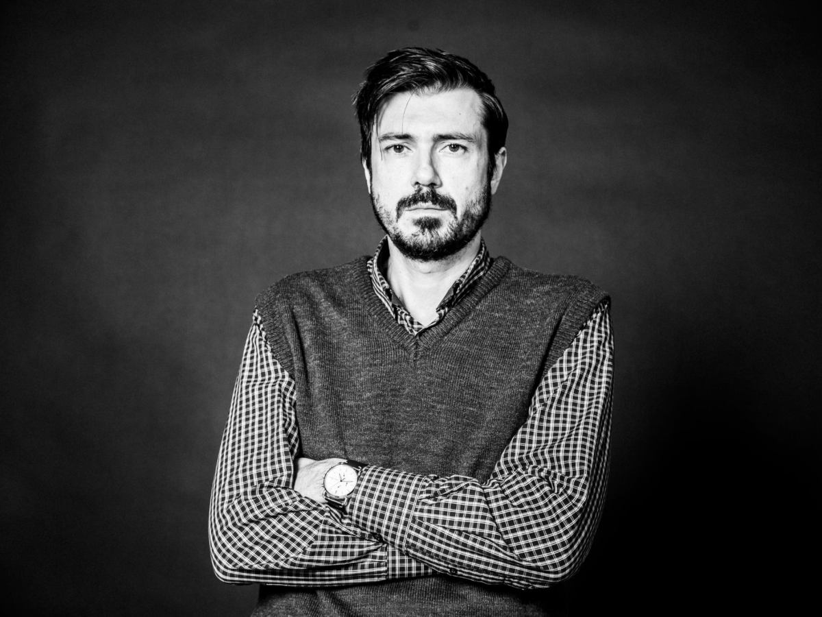 Interviu cu George Cornilă, unul dintre autorii Crux Publishing și editor coordonator la Curtea Veche Publishing