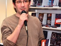 Când ești tatăl literaturii transgresive autohtone și nu te cheamă Chuck Palahniuk